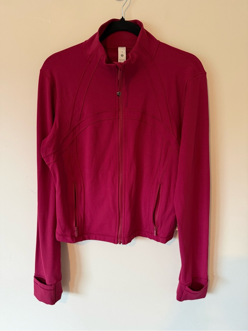 Lululemon Define Cropped Jacket *Nulu in Raspberry Rave - Picture 2 of 5